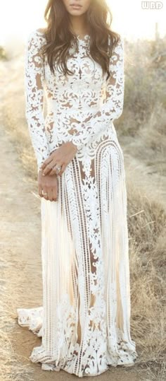 Vintage wedding dress, beautiful dress for a beatiful day find more women fashion on misspool.com Mermaid Ideas, Boho Mode, Boho Styl, Lace Wedding Dress With Sleeves, Francoise Hardy, Stil Boho, Chanel Couture, Mode Boho, Dresses Mermaid