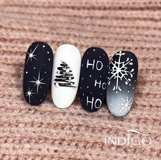 Christmas Nails 2023 Black, Xmas Nails Designs, Nails Navidad, Nail Design Christmas, Manicure Christmas, Nail Art For Girls, New Years Eve Outfit, Kutek Disney