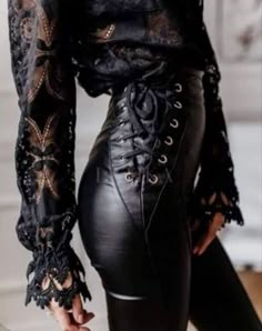 Leather Gear, Mode Casual, 가을 패션, Fantasy Fashion, Mode Inspiration, Gothic Fashion, Look Fashion