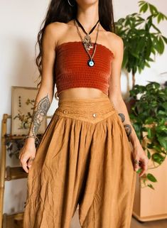 Hippy Crop Top, Hippie Style Spring Crop Top, Earthy Crop Top, Bohemian Brown Crop Top, Hippie Style Rayon V-neck Top, Estilo Hippy, Estilo Hippie, Earthy Outfits, Hippie Style Clothing