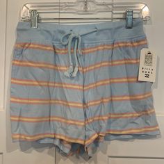 Ultra Comfy, Brand New Shorts! Sunset Striped Print On Soft 100% Cotton Jersey, Plus A High-Waisted Fit With An Elastic Waist, Drawcord, & Side Pockets. Color: Morning Sky Sizing: Junior Great Deal! (Still On Sale On Billabong Website For $42.99!) Billabong Shorts, Olive Green Shorts, Morning Sky, Corduroy Shorts, Billabong Women, Striped Rompers, Blue Jean Shorts, Jeans For Short Women, Distressed Denim Shorts