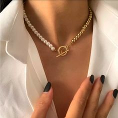 New Fashion Baroque Pearl Chain Necklace Women Collar Wedding Punk Toggle Clasp Circle Lariat Bead Choker Necklaces Jewelry Pearl Chain Necklace, Neck Accessories, Toggle Necklace, Neck Jewellery, Couple Jewelry, Beaded Choker Necklace, Pearl Chain, Beaded Choker, Toggle Clasp