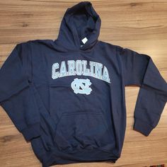 North Carolina Hoodie, Unc Hoodie, Unc Sweatshirt, Equine Studies, North Carolina University, Carolina Hoodie, Back Too School, Basketball Sweatshirts, Christmas Lists