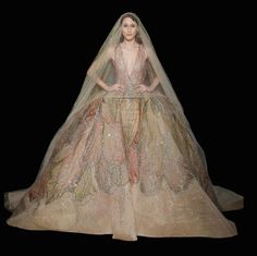 Elie Saab SS15 haute couture Diy Clouds, Short Gowns, Wedding Vibes, Yes To The Dress, Welcome To The World, Gorgeous Gowns, Spring Summer 2015, Elie Saab, Summer 2015