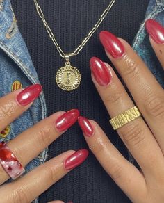 The Best Nail Trend so Far: 8 Chrome Nails Styles for You to Try Right Now - GEAUTE Chrome Nail Colors, Red Chrome Nails, Kutek Disney, August Nails, Smink Inspiration, Makijaż Smokey Eye, Red Nail, Manicure Y Pedicure