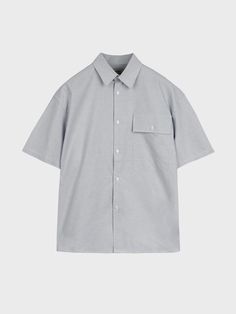 This is a comfortable and refined top by LIEU HOMME that is made out of high quality and sturdy material. With distinctive mood of the design and comfortable wear, you can style it for your daily outfit.- Sturdy cotton 100% oxford fabric- Flap pocket with button on the front- Pleats detail on center back Gray Summer Tops With Pockets, Summer Gray Tops With Pockets, Modern Cotton Shirt With Pockets, Gray Shirt With Pockets For Work, Oversized Gray Collared Shirt, Modern Cotton Short Sleeve Shirt With Pockets, Modern Cotton Shirt For Casual Gatherings, Modern Oversized Shirt, Classic Gray Collared Top