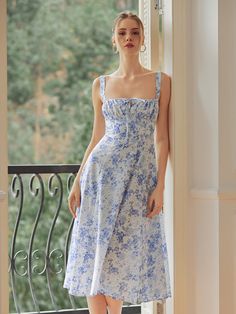 Blue And White Midi Dress, Garden Party Outfit Ideas, Vacation Outfits Midsize, Commense Dresses, 2025 Wedding, Cami Midi Dress, Early 2000s Fashion, Sun Dresses, Blue Midi Dress