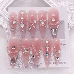 Shape: Stiletto  -Size Chart~ (thumb/index/middle/ring/pinky) XS: 14mm/10mm/11mm/10mm 8mm S: 15mm/11mm/12mm/11mm/ 9mm M: 16mm/12mm /13mm/12mm/ 10mm L: 17mm/ 13mm /14mm /13mm/11mm **please note that we do not accept custom size order anymore** White Glossy Acrylic Nails, Gemstone Nail Designs, Chandelier Nails, Blushing Nails, Nail Holiday, Wedding Nail Art Design, Pastel Nail Polish, Art Deco Nails, Nails 3d