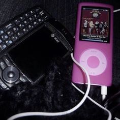 an ipod is plugged into a mp3 player