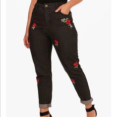 Black Mom Jeans With Stunning Embroidered Rose Print. It Is Brand New And Has Not Been Worn. Size - Us 18 Condition - Brand New, Unused Outfits For Plus Size Women, Embroidered Mom Jeans, Punk Style Outfits, Culture People, Cheap Womens Fashion, 2022 Style, Black Mom Jeans, Pretty Clothes, Clothing Inspiration