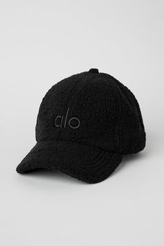 New sherpa obsession! Top off your cozy season looks with the Micro Sherpa Off Duty Cap – Alo’s limited edition take on the classic dad hat. This street must-have features a 3D embroidered logo, ultra-comfy fit and feel and a Velcro back strap that makes this fit for everybody. Gray Accessories, Cozy Season, Ballet Pink, Fabric Sale, Back Women, Kendall + Kylie, Alo Yoga, Comfy Fits, Dad Hat