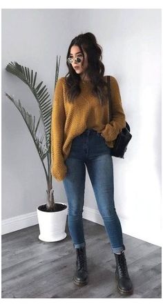 Student Outfit Ideas, Winter Fashion Outfits Dressy, Highschool Student, Doc Martens Outfit, High School Outfits, Trendy Fall Outfits, Looks Chic, Casual Winter Outfits, Winter Outfits Women