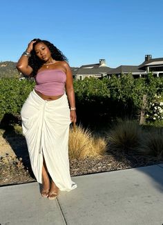 Plus Size Aesthetic Outfits, Dress Shorts Outfit, Plus Size Baddie Outfits, Big Girl Fashion, Classy Casual Outfits, Black Women Fashion, Curvy Girl Outfits, Curvy Outfits, Curvy Fashion