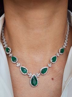 Check out this one-of-a-kind emerald necklace! The necklace features 7 natural Colombian emeralds weighing 10.25 ct and round brilliant cut diamonds weighing 17.21 ct set in 18k white gold. A gorgeous showstopper!! Bracelet Love, Colombian Emeralds, Emerald Necklace, Modern Necklaces, Gorgeous Jewelry, Drop Necklace, Emerald Diamond, Round Brilliant Cut Diamond, Hermes Birkin