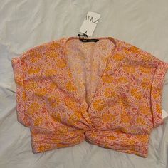 Never Worn, Zara Orange And Pink Crop Top Pink V-neck Crop Top For Summer, Pink Short Sleeve Crop Top For Day Out, Printed Pink Summer Top, Summer Pink Tops With Floral Print, Trendy Pink Floral Print Top, Pink V-neck Crop Top For Spring, Casual Pink Top For Vacation, Pink Floral Print Top For Summer, Pink Floral Print Tops For Summer