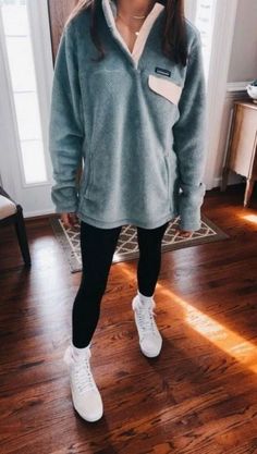 Vsco Outfits, Teenage Outfits, Fall Outfits For School, Overalls Outfit, Stylish Winter Outfits, Lazy Outfits, Cute Outfits For School, School Looks, Trending Fashion Outfits