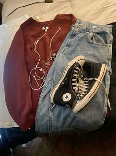 Downtown Boy, Outfit Converse, Converse Aesthetic, Aesthetic Cool, Converse Red, Cool Outfit, Maggie Lindemann, Taylor Momsen