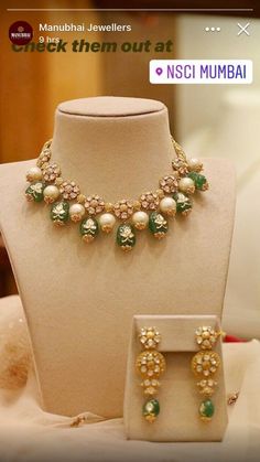 Ethnic Jewelry Indian Real Jewellery Designs, Chaandbali Kundan, Emeralds Rings, Ethnic Jewelry Indian, Earrings Chandbali, Diamond Anklet, Punjabi Fashion, Gold Necklace Indian