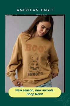 Super soft brushed fleece/Crew neck/Halloween graphics/Ribbed cuffs Charlie Brown Pumpkin, Halloween Snoopy, Weekend Sweatshirt, Halloween Apparel, Halloween Board, Pumpkin Sweatshirt, Halloween Graphics, Black Pullover Sweater, Oversized Hoodies