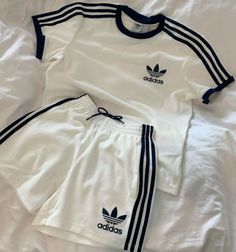 Casual Day Outfits, Easy Trendy Outfits, Toddler Boy Outfits, Really Cute Outfits, 가을 패션, Casual Style Outfits, Dream Clothes, Aesthetic Outfits