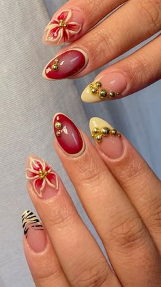 Trendy nail inspo / nail art fall or summer nails