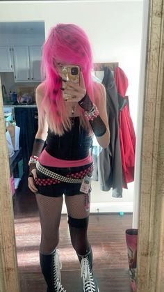 Clean Scene Outfit, Pink Scene Fashion, Myspace Aesthetic Outfit, Y2k Emo Winter Outfits, Hot Pink Scene Hair, Emo 2000s Hair, 2000s Rave Outfits, Scene Y2k Outfits, Scene Outfits Ideas