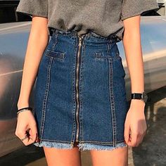 Mini Skirts Fashion, Look 80s, Denim And Lace, Girls Denim, Jeans Rock, Denim Details, Fashion Kids, Ladies Dress Design