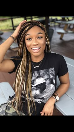 Brown Box Braids, Braids Blonde, Black Box Braids, Colored Box Braids, Medium Hair Braids, Braids With Shaved Sides, Small Box Braids, Blonde Box Braids, Short Box Braids