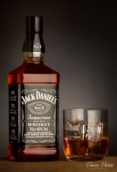 🌹S Expensive Whiskey, Jack Daniels No 7, Jack Daniels Distillery, Marvel Tattoos, Dont Drink And Drive, Whisky Bottle, Good Whiskey