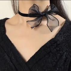 This Lovely Ribbon Bow Choker Is A Wonderful Addition To Your Wardrobe And Your! Unique And Sure To Get Lots Of Compliments! Black Bow Necklace, Pearl Ribbon Necklace, Ribbon Choker Outfit, Black Ribbon Choker Necklace, Ribbon Around Neck, Choker Outfit, Gothic Coquette, Ribbon Fashion, Aries Necklace