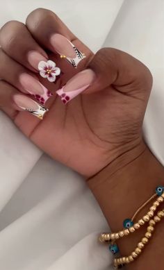 #squareacrylicnails #squareacrylicnails #whitefrenchtips #nailsideas #nailsofinstagram #nailart #nails #naildesign #new Vacay Nails, Holloween Nails, Drip Nails, Simple Acrylic Nails