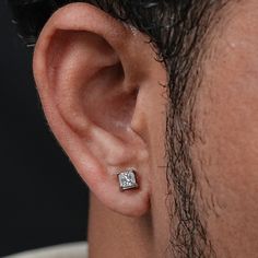 Princess Diamond Earring For Men / 0.50 CT Lab Grown Diamond Stud Earring / IGI Certified Men's Solitaire Earring / Gift For Your Boyfriend / Solitaire Diamond Screw Back Earring / Anniversary Gift For Husband / Everyday Wear Simple Stud Earring / Best Gift for Your Boyfriend ✥ SKU No.: IBOJ2587 ✥ 𝐒𝐭𝐨𝐧𝐞 𝐃𝐞𝐭𝐚𝐢𝐥𝐬: ➻ Shape: Princess ➻ Weight: 0.50 CT (± 0.05 CT) ➻ Color/Clarity: EF/VS ➻ Type: Lab-Grown Diamond (CVD/HPHT) ➻ Certification: IGI Certification ✥ 𝐉𝐞𝐰𝐞𝐥𝐫𝐲 𝐃𝐞𝐭𝐚𝐢𝐥𝐬 Diamond Studs For Men, Princess Diamond Earrings, Mens Diamond Earrings, Earring For Men, Studs For Men, Gift For Your Boyfriend, Diamond Stud Earring, Jewelry Details, Simple Stud Earrings