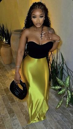 Long Satin Skirt, Braids Ideas, Looks Street Style, Dinner Outfits, Brunch Outfit, Satin Skirt, Mode Inspo