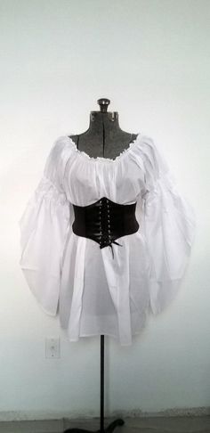 White Chemise, Pirate Dress, Victorian Boho, Female Pirate Costume, Flowing Sleeves, Victorian Costume