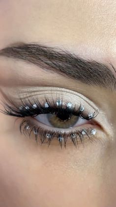 Instagram Celebrities, Eyeshadow Inspiration, Concert Makeup, Crystal Makeup, Rhinestone Makeup, Pinterest Makeup, Eye Makeup Designs, Dope Makeup, Inspired Makeup