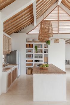 the kitchen is clean and ready for us to use in the day or night time