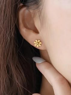 Yellow Gold  Collar  Stainless Steel   Embellished   Women's Fashion Jewelry Gold Earrings Stud, Flower Earrings Gold, Gold Earrings Models, Pretty Jewelry Necklaces, Handmade Gold Jewellery