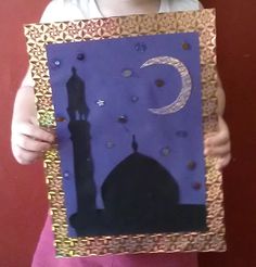 Alhamdulillah, Ramadhan is here again, and to welcome the month we decided to do some art & craft all about sighting the hilaal (crescent) that marks the beginning of the month of Ramadhan. Fir… Ramadan Decoration, Faith Crafts, Silhouette Frames, Ramadan Kids, Eid Crafts, Ramadan Activities, Free Printable Crafts, Eid Cards, Eid Decoration