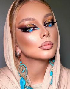 Majestic Makeup, Modern Burlesque, Persian Makeup, Makeup Pics, Carnival Makeup, Fun Makeup, Drag Makeup, Queen Makeup, Artwork Ideas