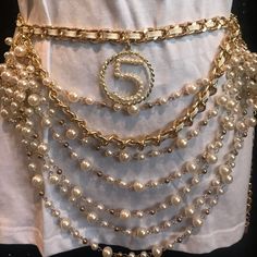 Gorgeous Handmade Belt With Pu Leather And Faux Pearls. Unique Piece Wear It On Top Of Any Out Fit Handmade Belts, Chain Belt, Pearl Chain, Multi Layering, Red Gold, Indian Jewelry, Faux Pearl, Pu Leather, Unique Pieces