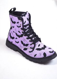 Add a little spookiness to your traditional footwear with In Control Clothing’s Bat Pattern Combat Boots — a comfortable, eye-catching selection from our women's clothing boutique. Constructed with breathable foam insoles, these sturdy fashion accessories are best paired with the Bat Pattern Overalls. Order a pair for yourself today and create a brand new Halloween-themed matching outfit! Bat Pattern Combat Boots Highlights: Features a black PU outsole and black rear pull-loop Made with a breath Bat Clothing, Purple Pastel Goth, Alt Shoes, Women's Combat Boots, Converse Outfits, Pastel Goth Outfits, Goth Shoes, Goth Outfit, Halloween Shoes