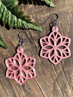 "These Lightweight Hypoallergenic/Nickel Free Flower Earrings with Niobium Ear Wires are created with a 3D Printer. Size of earrings (not including ear wire or rings) Approximately: 1 3/4\" long x 1 7/16\" wide. We use Niobium Ear Wires which are Hypoallergenic and Nickel Free, so they are ideal for those with Sensitive Ears, Metal Sensitivities, and Metal Allergies. Niobium is highly resistant to tarnishing and corrosion. Simply use water and a mild soap to keep it clean and lustrous.  You may Geometrical Earrings, 3d Printed Earrings, Printed Earrings, Sensitive Ears Earrings, Straw Decorations, 3d Printed Jewelry, Butterfly Wing Earrings, Nickel Free Earrings, Printed Jewelry