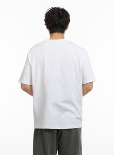 Product Detail Style : Street Occasion : Back to school Type : Men, TShirts Print : Graphic Sleeve : Short sleeve Neck : Round neck Fit : Loose fit Cotton100 Color : White, Black Made in Korea Model Size Model is wearing size M/L and the color White. Height : 6'0" | 184cm / Top : M / Bottom : L (30 inch) .prddescription table, .prddescription td, .prddescription th { border : 1px solid black; border-collapse : collapse; padding: 10px; } Size(Inch) Size Shoulder Bust Sleeve Length Armhole Sleeve Bolero Sweater, Clean Fashion, Festival Trends, Tank Top Straps, Prom Outfits, Print Graphic, Fashion Korean, Shrug Sweater, Korean Street Fashion