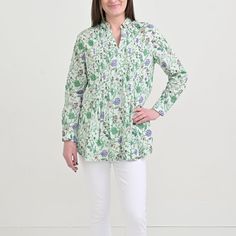 Welcome the Mila Floral Emerald Pintuck Collared tunic to your wardrobe! Crafted with light green cotton in a classic collared silhouette. Accented with delicate pleats at the chest and an enchanting floral pattern in shades of emerald, lavender and light pink, this tunic is sure to make a beautiful statement! FINAL SALE: this item is non-refundable and not eligible for return or exchange. We encourage you to carefully review your selection before completing your purchase. Size Shoulders Length Green Tunic For Spring Daywear, Spring Split Neck Blouse With Placket, Green Floral Print Tunic Blouse, Green Casual Spring Tunic, Green Casual Tunic For Spring, Casual Green Tunic For Spring, Green Long Sleeve Tunic For Spring, Green Long Sleeve Tunic For Daywear, Green Tunic For Daywear