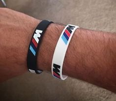 Pulsera De Goma/silicona Bmw Sport M Power Negro/blanco Pulseras Goma Y Muñequeras Sudadera Image Moto, M Power, Dream Cars Bmw, Bmw Sport, Power Bracelet, Bmw Love, Casual Nails, Bmw Series, Audi Rs