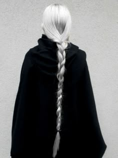 DARK SIDE Mode Poses, Long White Hair, Long Blonde, Hair Reference, Throne Of Glass, Long Blonde Hair, Samara, Character Aesthetic, Grey Hair