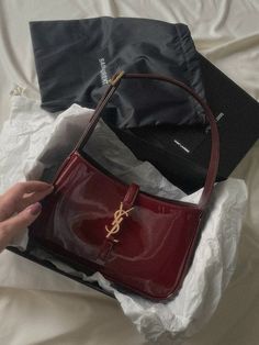 Dream Bag Aesthetic, Ysl Purse Aesthetic, Expensive Bags Aesthetic, Ysl Bags Aesthetic, Vintage Luxury Bags, Expensive Bags Luxury, Designer Bag Aesthetic, Ysl Bag Aesthetic, Luxury Bags Aesthetic