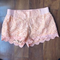 New With Tags, Miss Me Peach Lace Shorts. Size Medium. These Shorts Are So Cute And Dressy. The Waist Has Elastic And Can Stretch Up To 30 Inches. The Shorts Are Lined. Measurement From Top Of Short To Lace Bottom Is 11.5 Inches. The Color Is More Accurately Captured In The Last Three Photos. Peach Shorts, Miss Me Shorts, Peach Lace, Miss Me Jeans, Orange Pink, Miss Me, Lace Shorts, Pink And Orange, So Cute