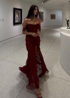 Burgundy Prom Dress Aesthetic, Vintage Corset Prom Dress, Elegant Fitted Dresses, Dark Red Dress With Gloves, All Out Prom Dresses, Long Pretty Dress, Burgundy Dresses Prom, Elegant Dark Red Dress, Shoes For A Red Dress