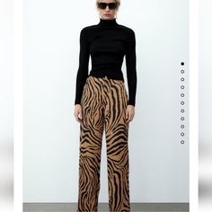 Zara High Waisted Zebra Print Pants Chic Stretch Brown Wide Leg Pants, Chic Brown Stretch Wide Leg Pants, Zara Stretch Brown Pants, Zara High-waisted Brown Pants, Zara Brown High-waisted Pants, Zara High Waist Brown Pants, Fitted Brown Zara Pants, Zebra Print Pants, Print Pants